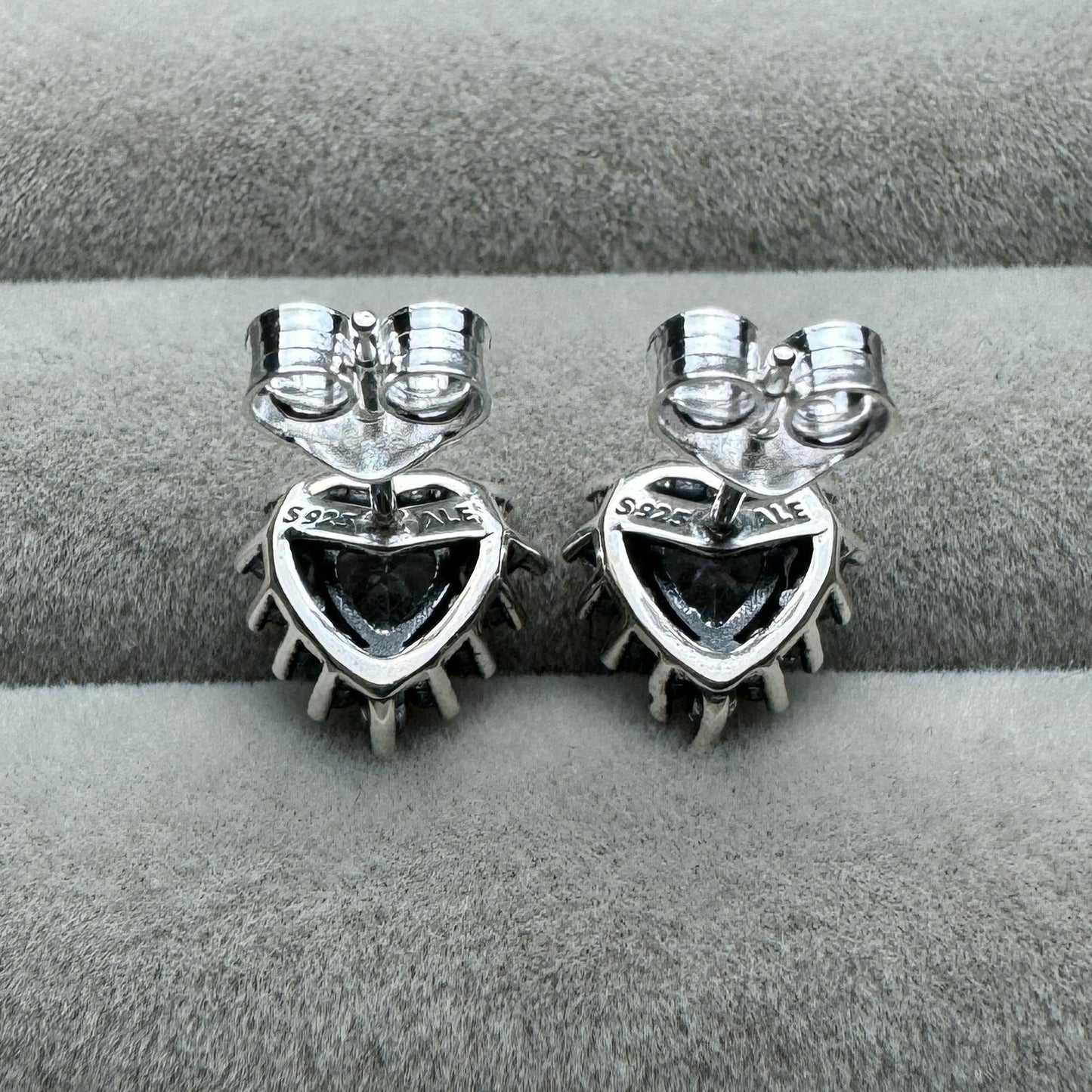 Aretes De Botón Corazón Halo Brillante