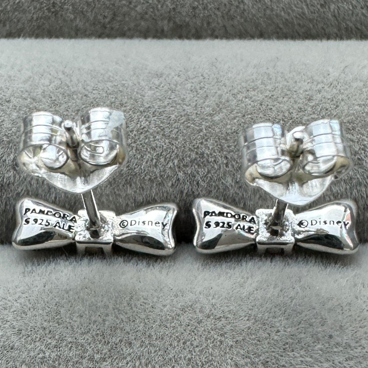 Aretes De Botón Lazo Princesa Blanca Nieves Disney