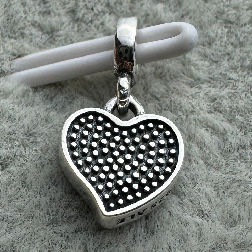 Charm ME Corazón Rojo