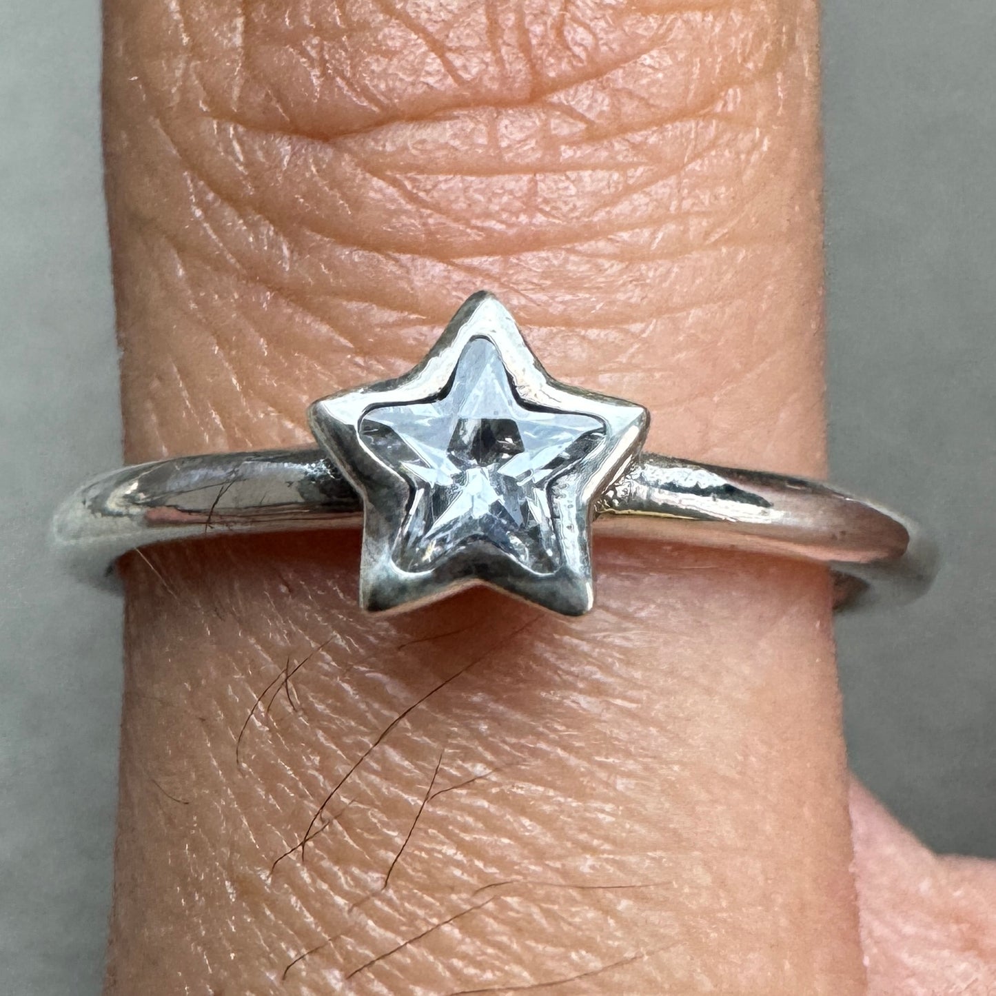 Anillo Estrella Brillante