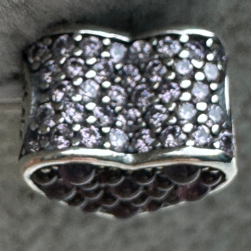 Charm Corazón Pavé Rosa