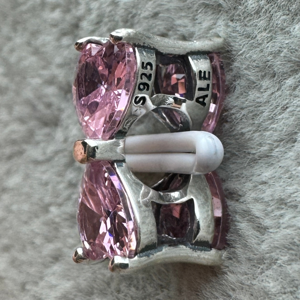 Charm Moño Rosa
