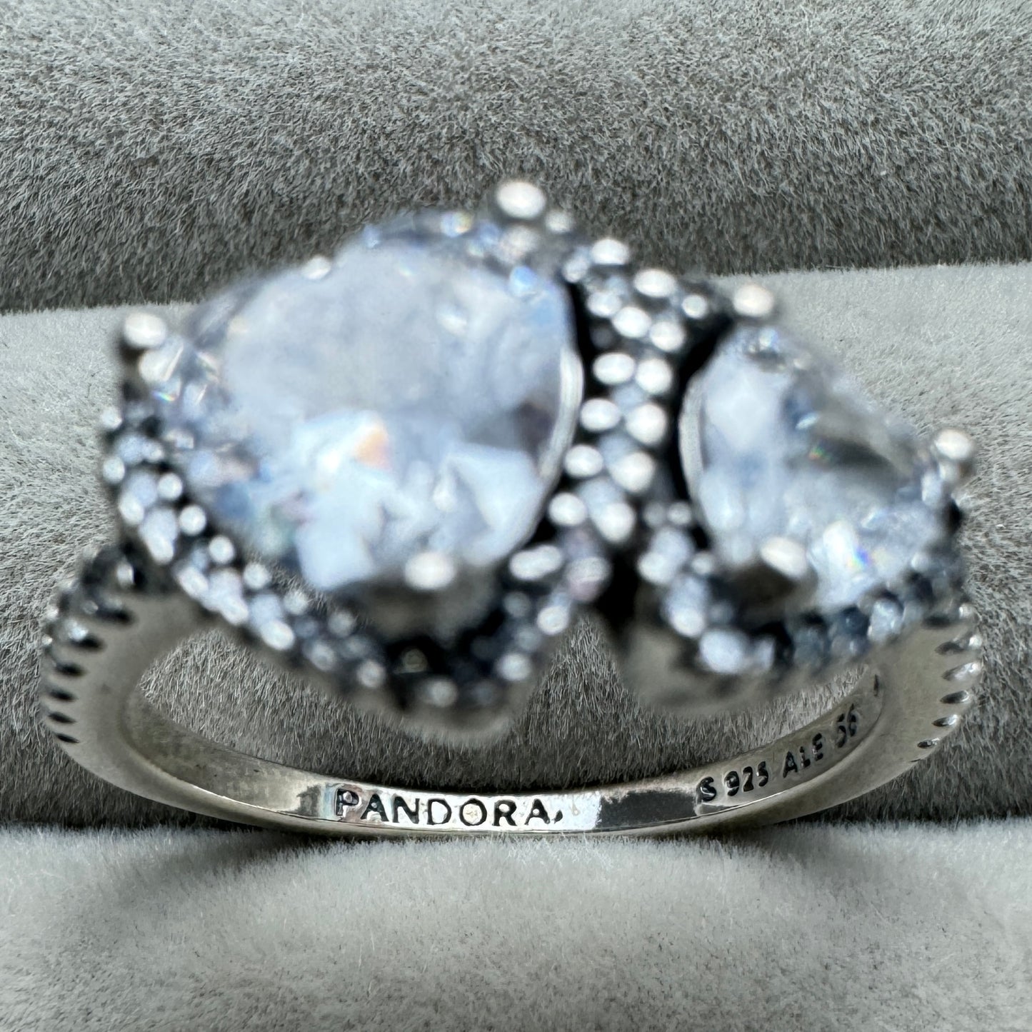 Anillo Halo Corazones Transparentes Brillantes