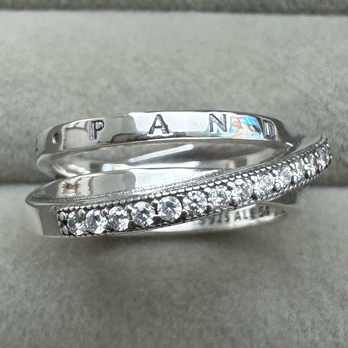 Anillo Entrelazado