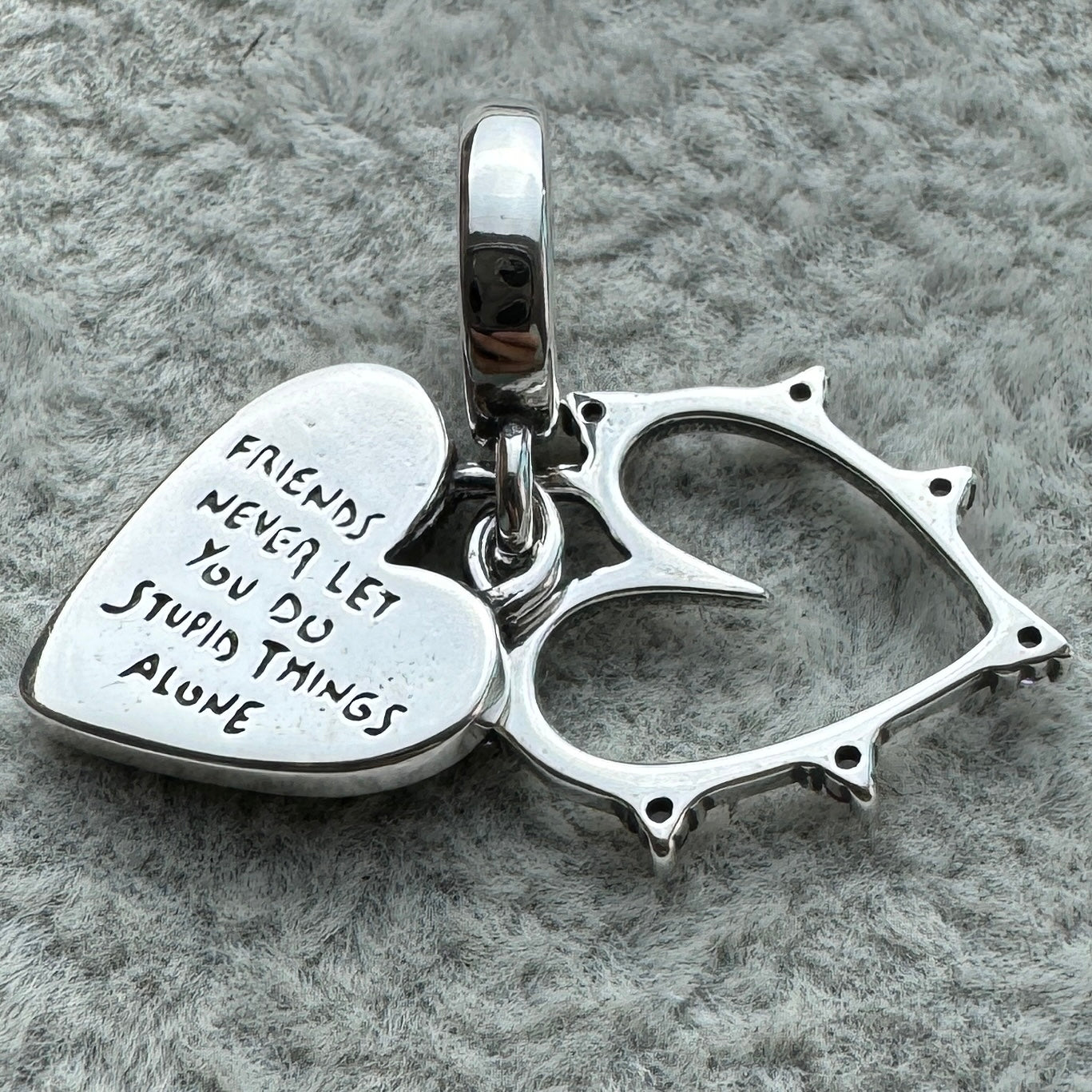 Charm Colgante Doble Corazón Opalescente