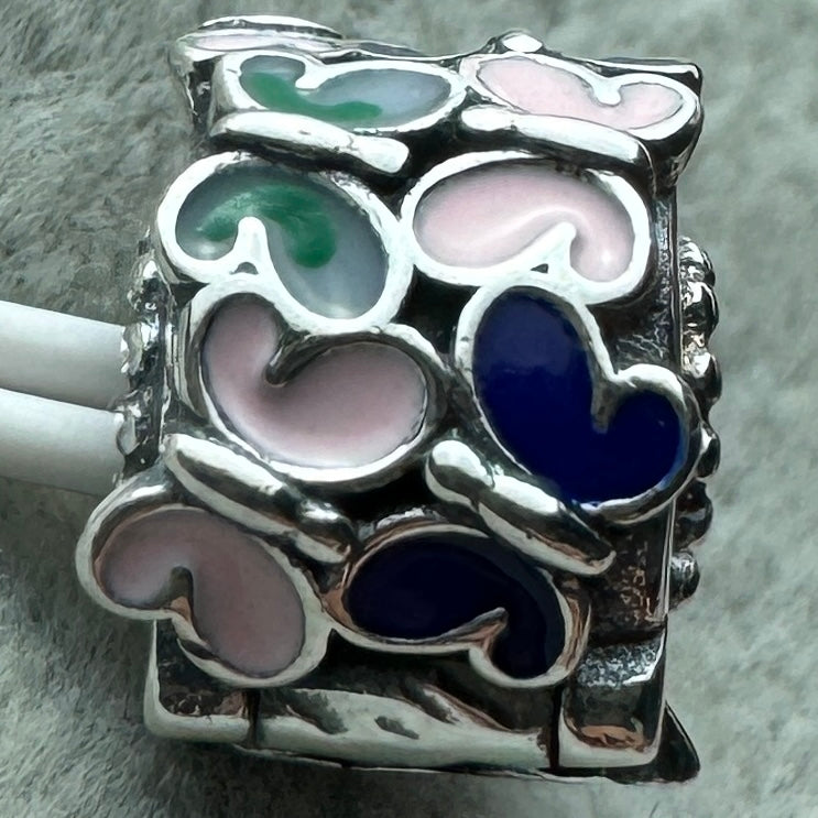 Charm Clip De Seguridad Mariposas Pandora Vista Frontal