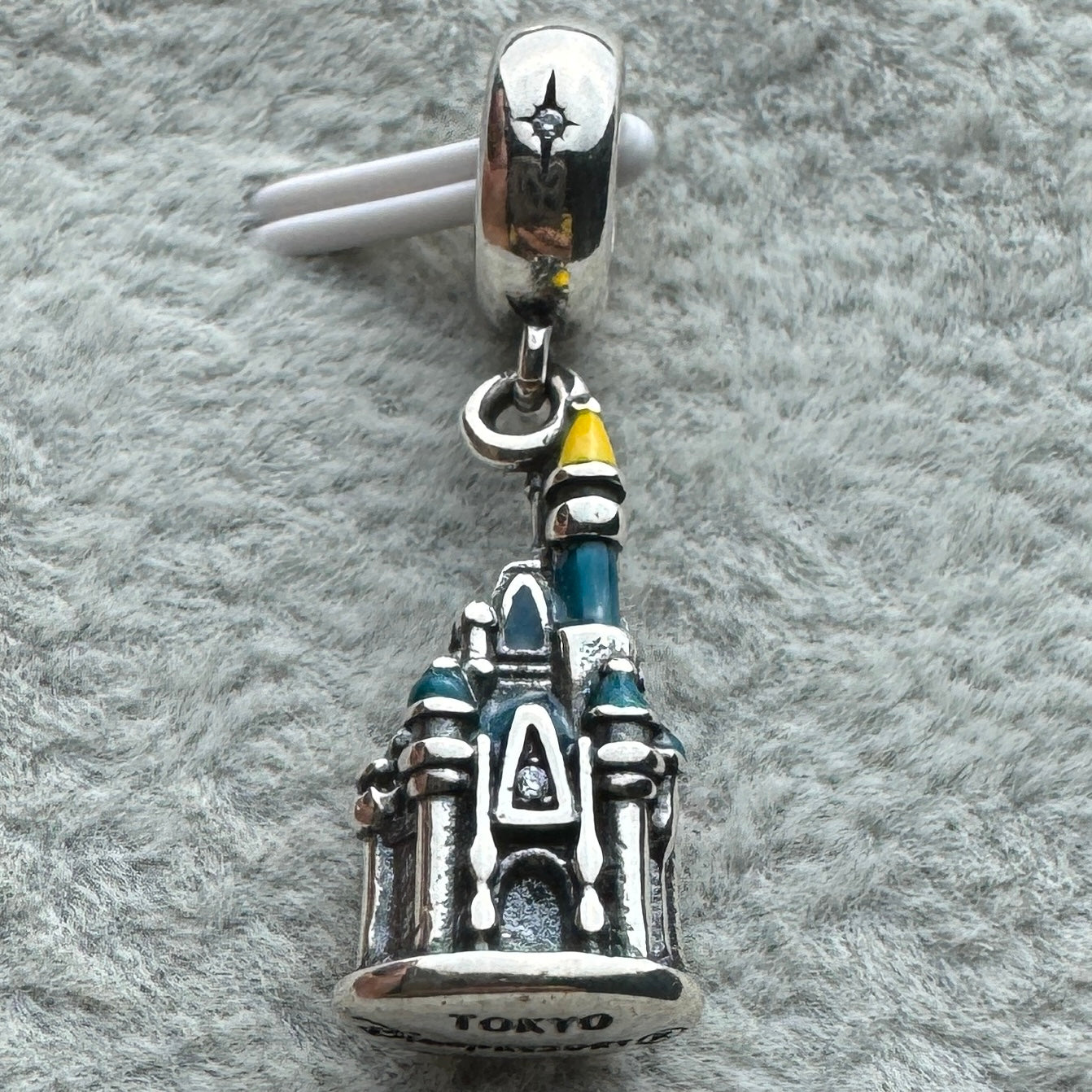 Charm Colgante Castillo Disney Resort Tokio 3 Vista Frontal
