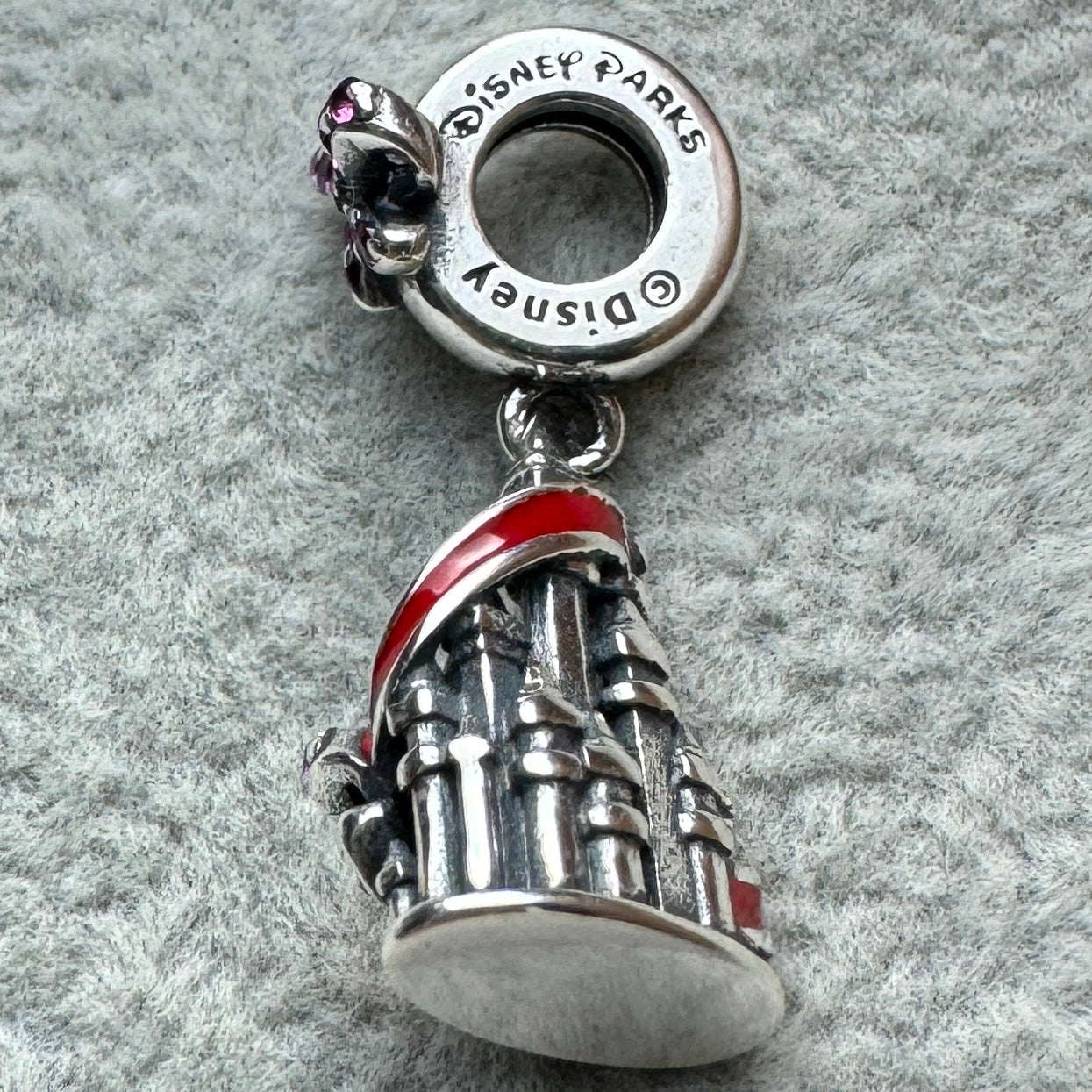 Charm Colgante Castillo Princesa Blanca Nieves Disney Parks Pandora Vista Del Costado