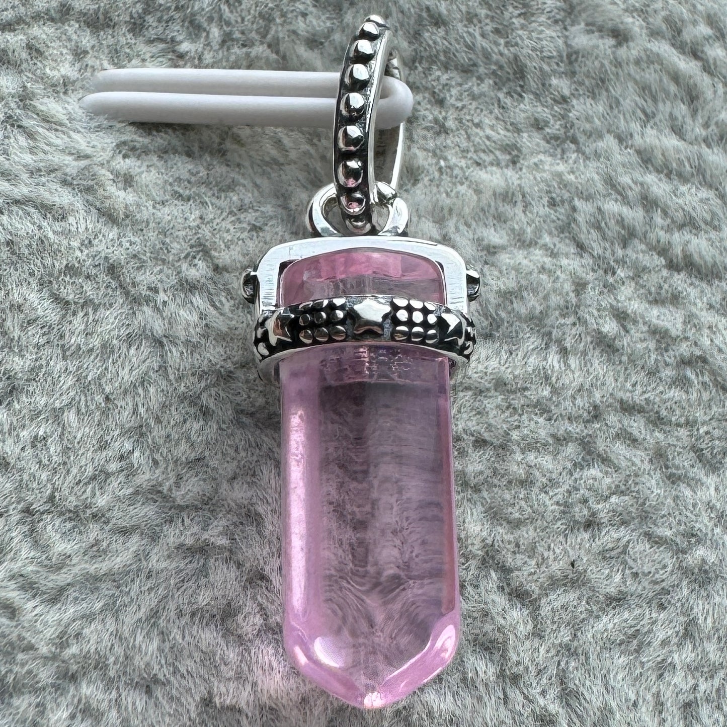 Charm Colgante Cuarzo Rosa Pandora Vista Frontal