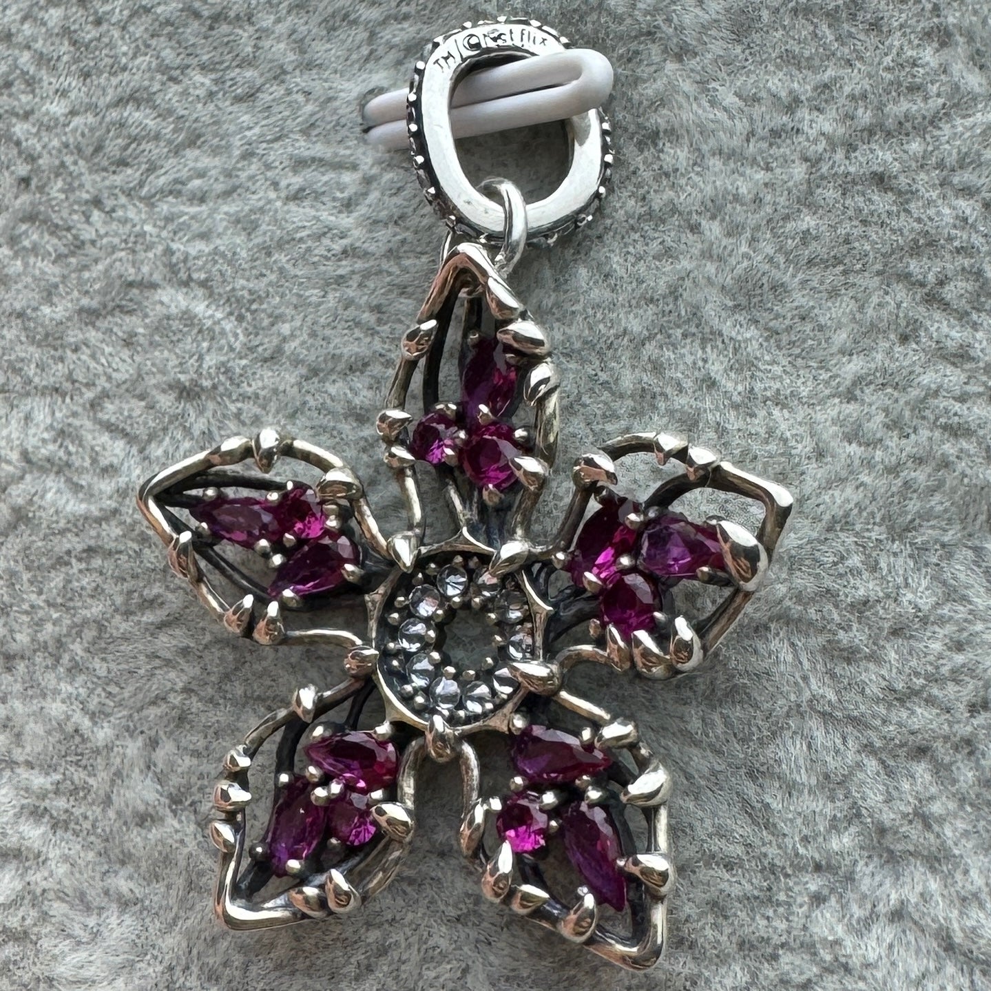 Charm Colgante Grande Demogorgon Stranger Things Pandora 2