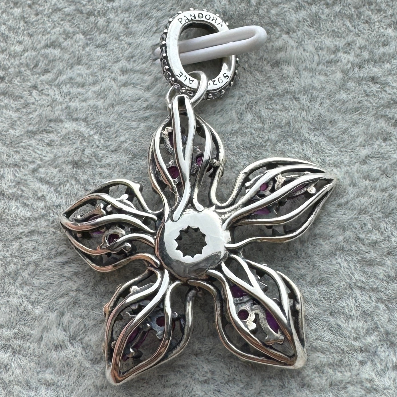 Charm Colgante Grande Demogorgon Stranger Things Pandora 3