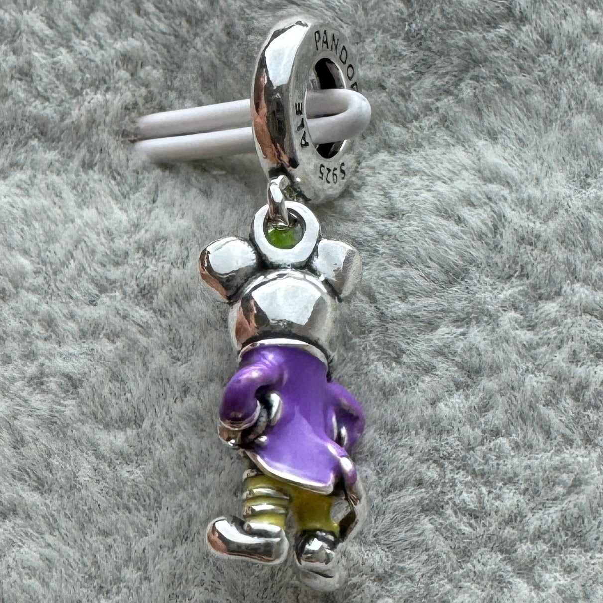 Charm Colgante Mickey Disney Parks Pandora Vista Desde Atrás