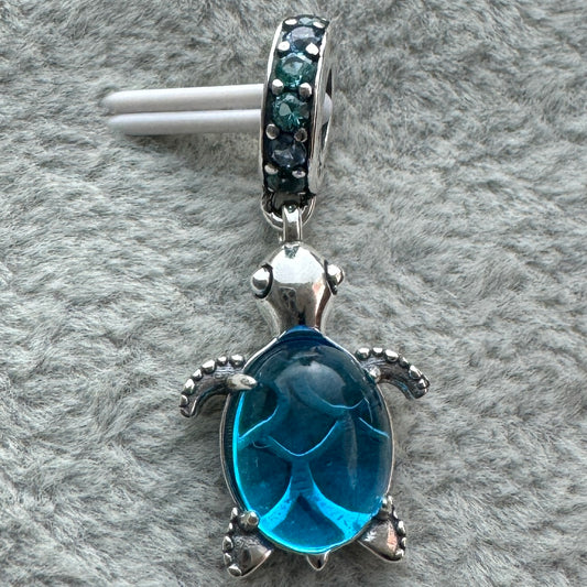 Charm Colgante Tortuga De Cristal De Murano Azul Pandora Vista Frontal