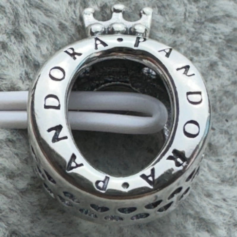 Charm Corona O Sencilla