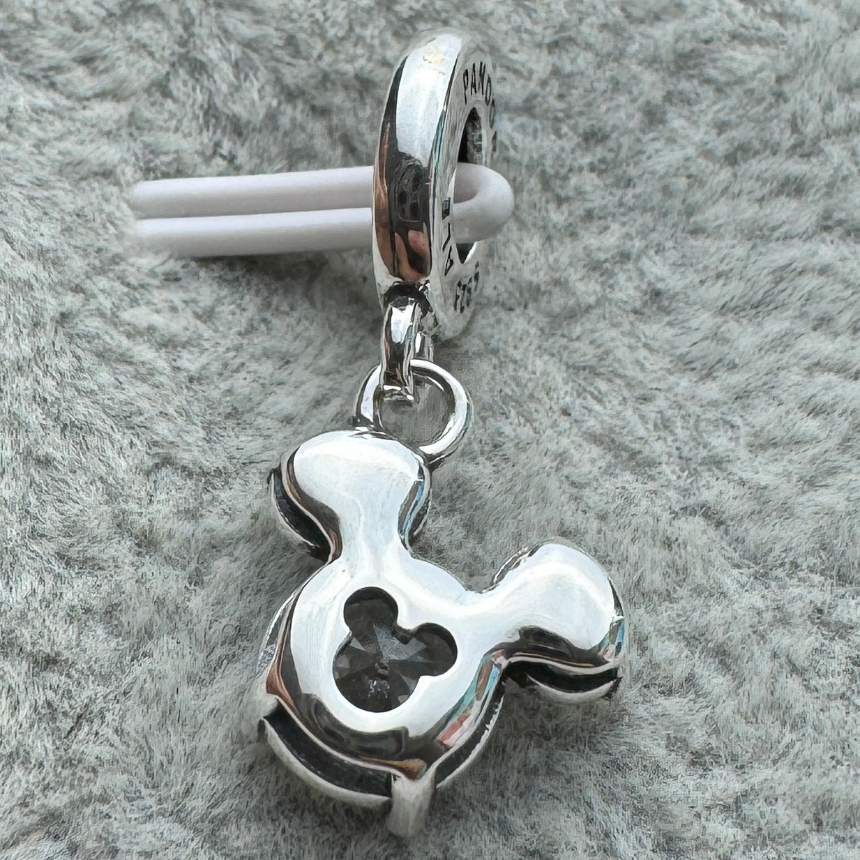 Charm Colgante Silueta Brillante Mickey Disney