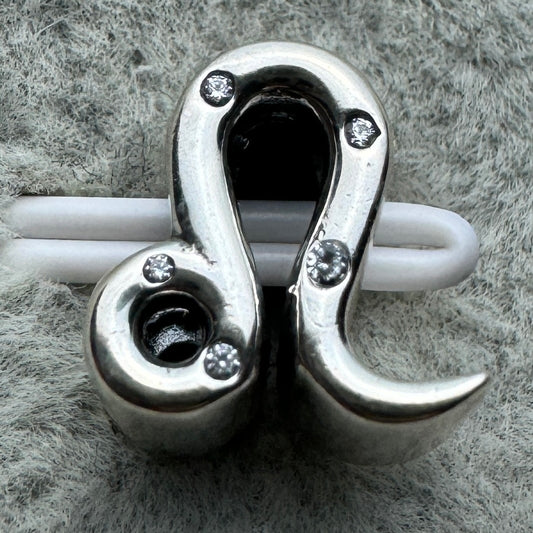 Charm Signo Del Zodiaco Leo Brillante