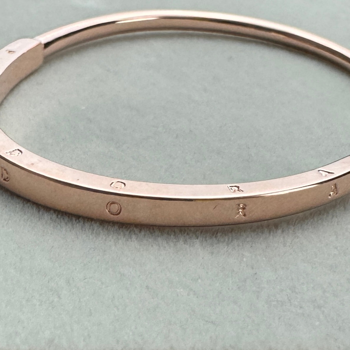 Brazalete Signature Baño Rosa