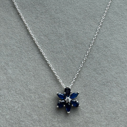 Collar Flor Azul 45 cm (Ajustable A 41 cm)
