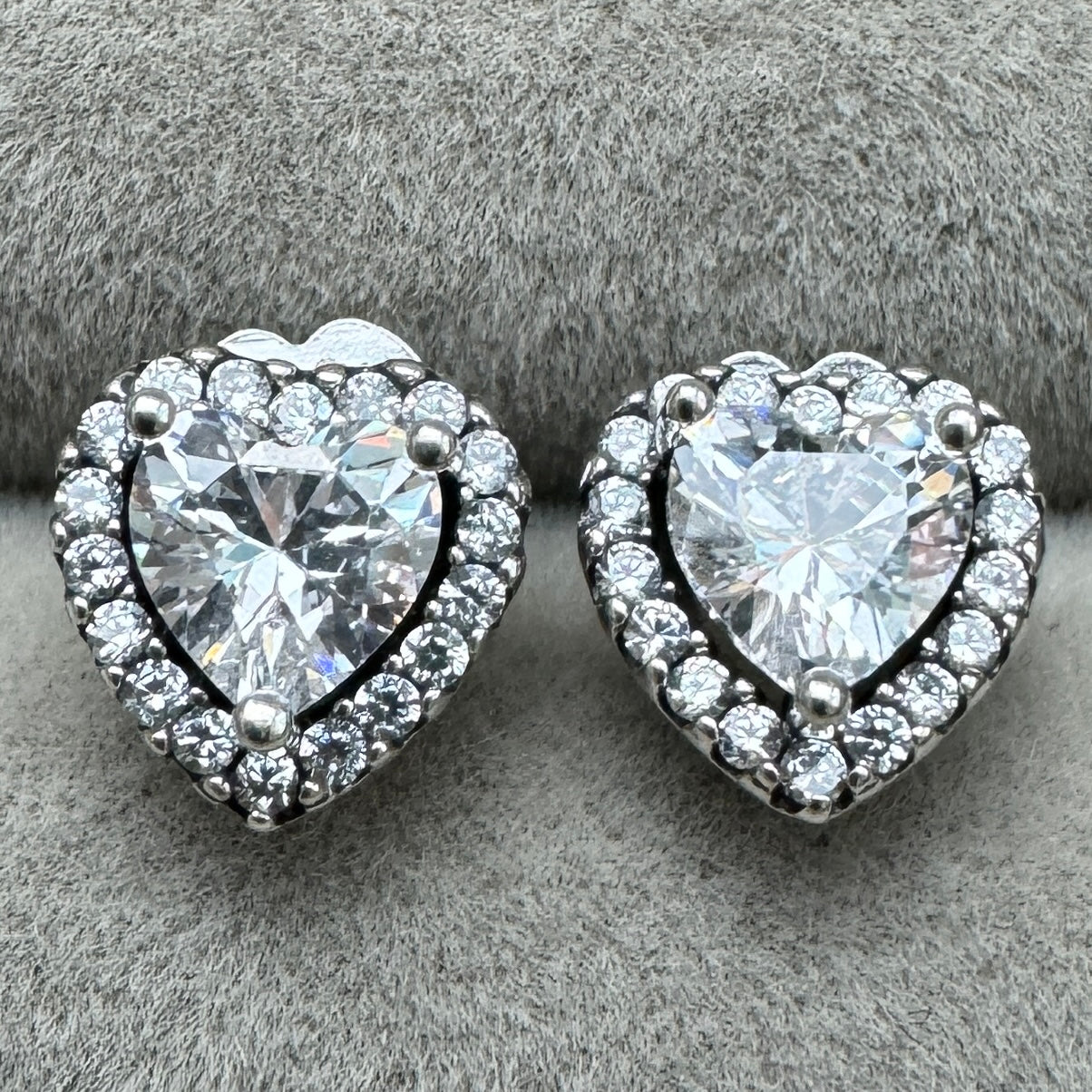 Aretes De Botón Corazón Elevado