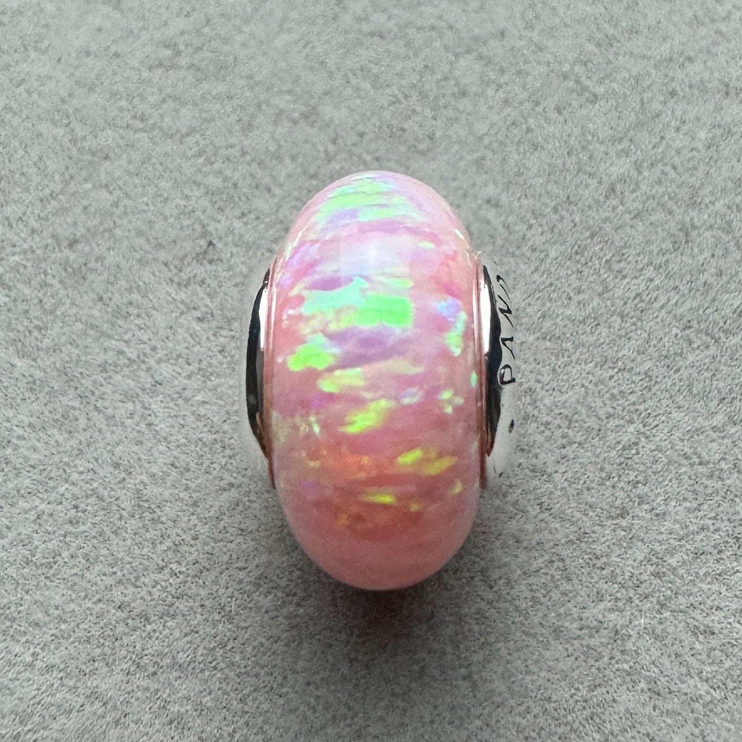Charm Rosa Opalescente