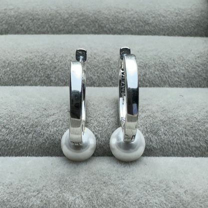 Aretes De Aro Perla Cultivada De Agua Dulce Tratada Y Pavé