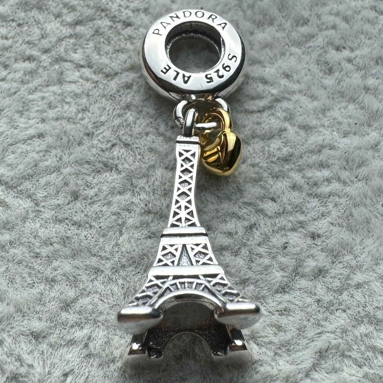 Charm Colgante Torre Eiffel París Con Corazón Dorado