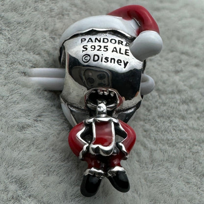 Charm Jack Santa Claus Navidad Disney (Se Le Mueve Su Cuerpo)