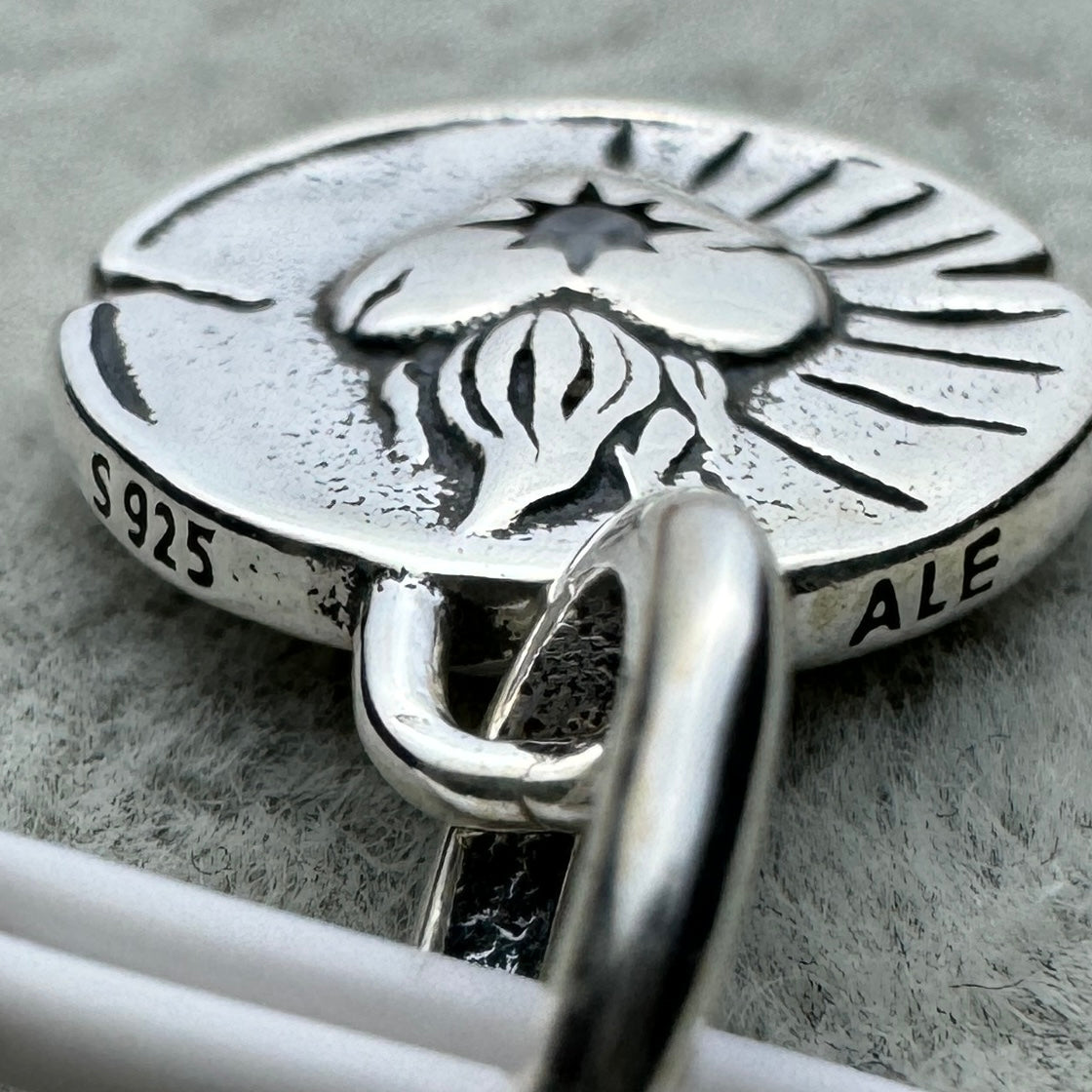 Charm Medallón Corazón