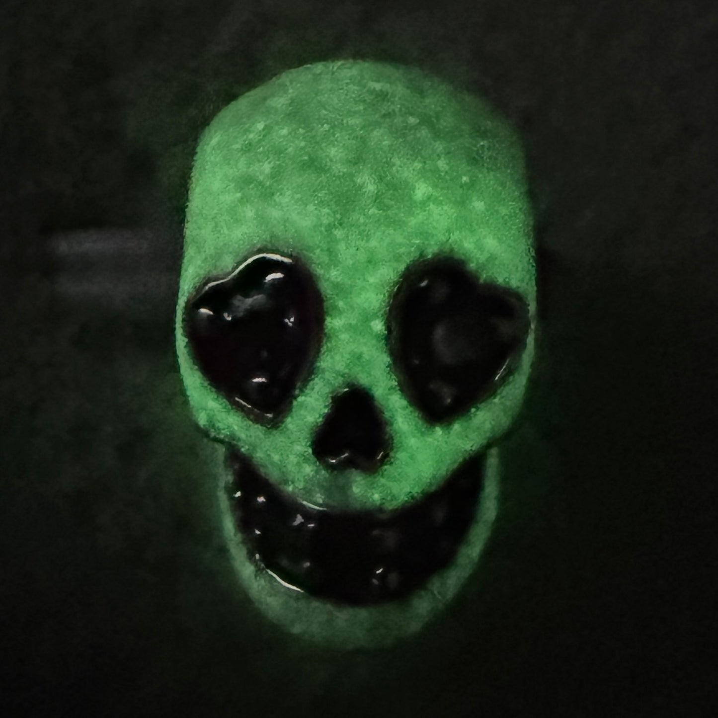 Charm Calavera Que Brilla En La Oscuridad