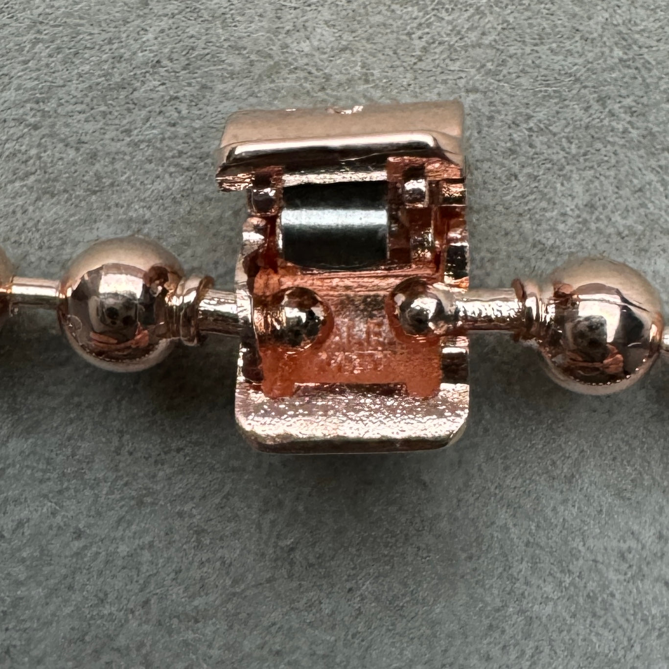 Brazalete De Cuentas Y Pavé Rosa