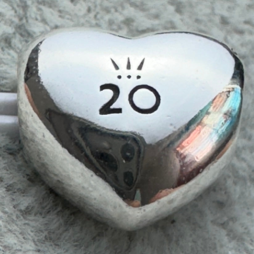 Charm Corazón 20 Aniversario