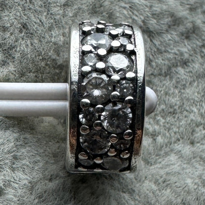 Charm Clip De Seguridad Pavé Transparentes