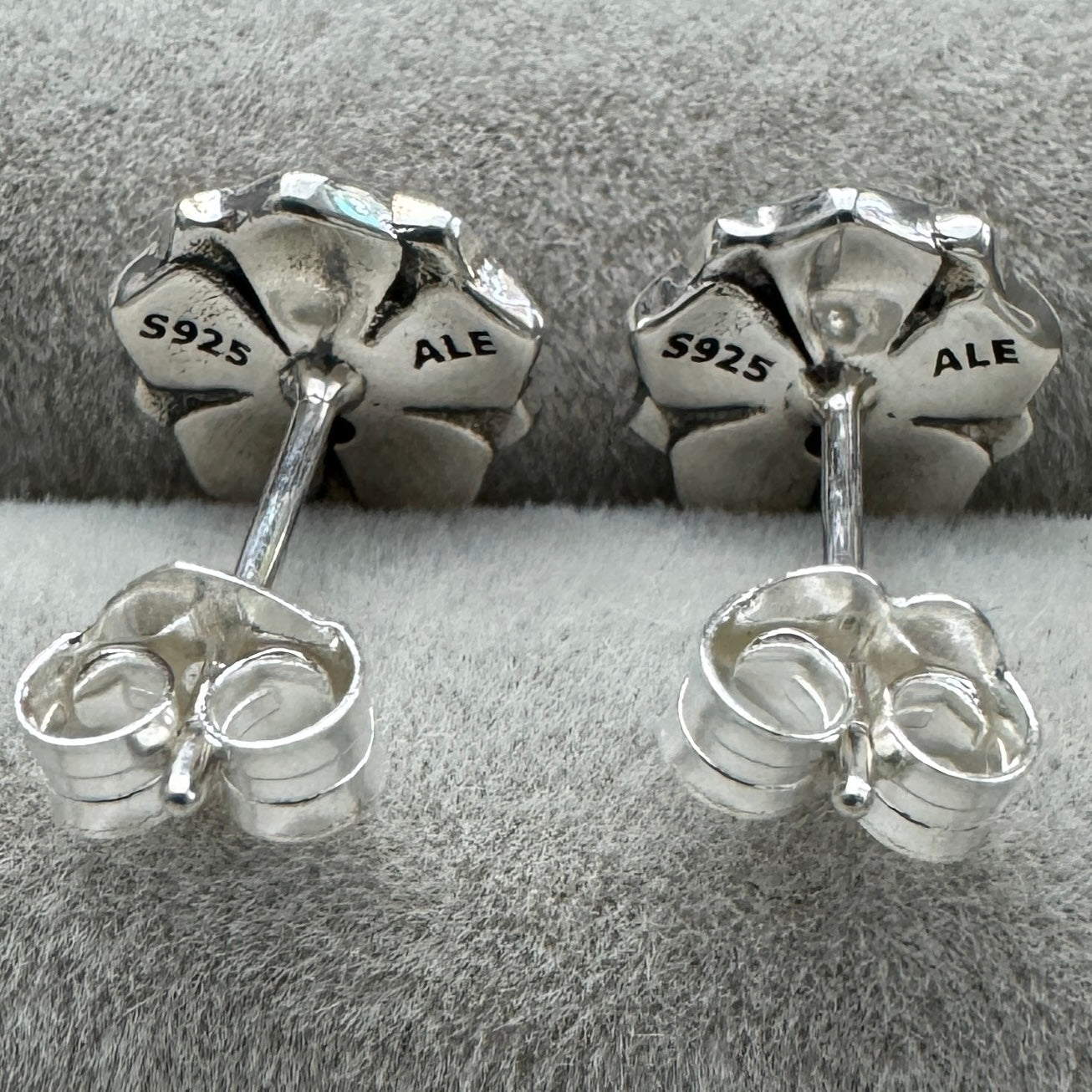 Aretes Flores Rosas