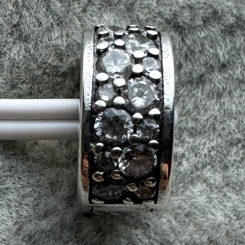 Charm Clip De Seguridad Pavé Transparentes