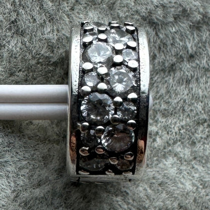 Charm Clip De Seguridad Pavé Transparentes