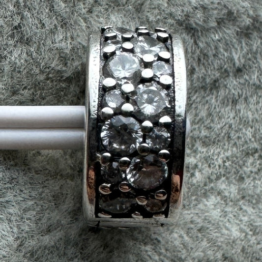 Charm Clip De Seguridad Pavé Transparentes