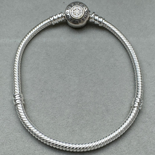Brazalete Flexible Centro Dorado Logotipo
