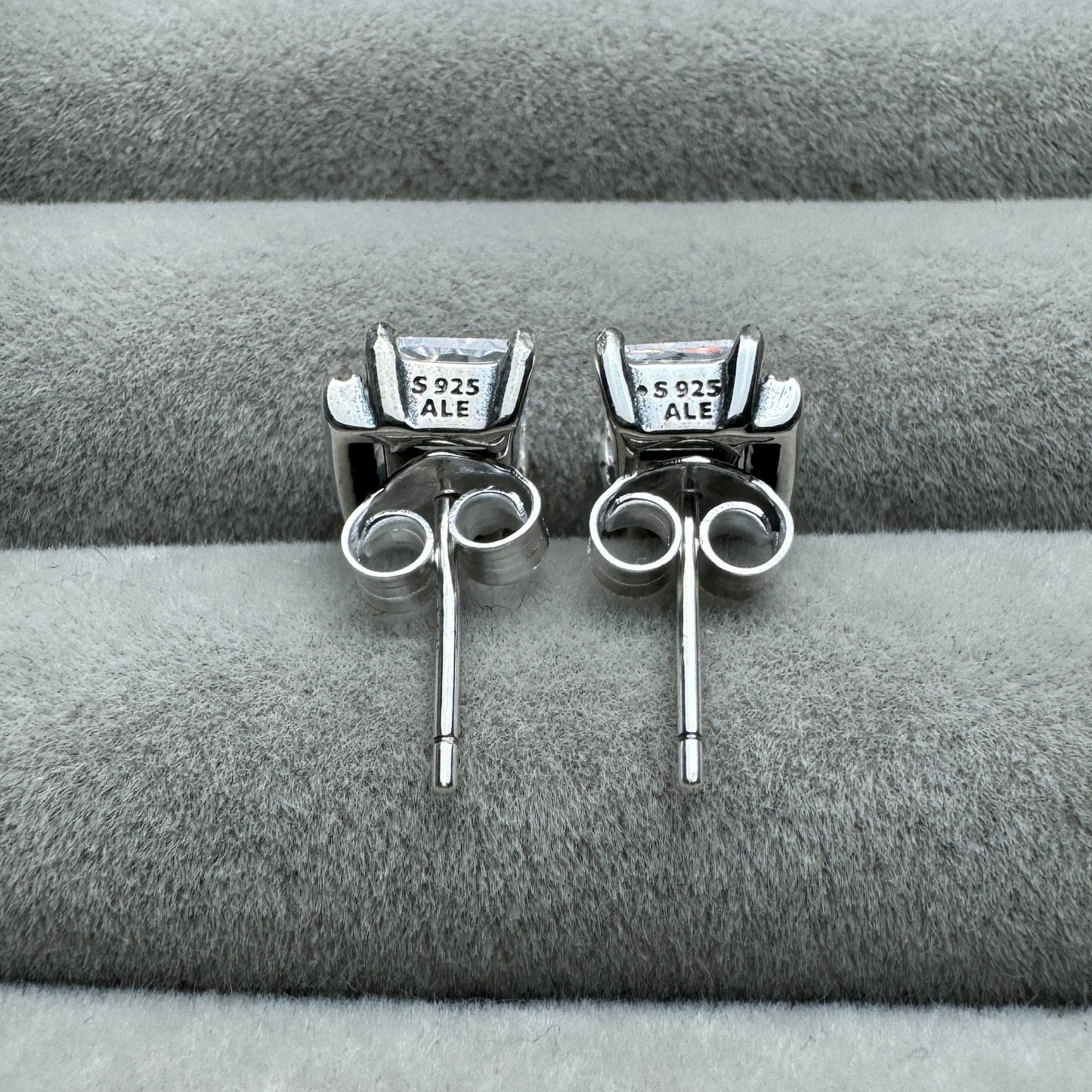 Aretes Rectangulares Brillantes