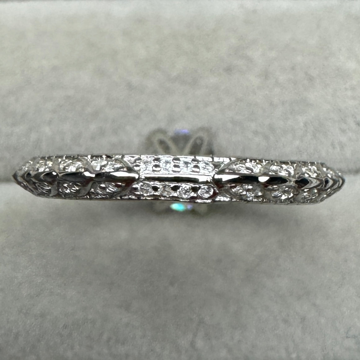 Anillo Contorno Brillante Moissanita
