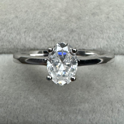 Anillo Óvalo Moissanita