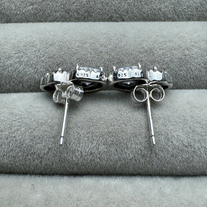 Aretes Corazón Rojo Y Transparente Brillante