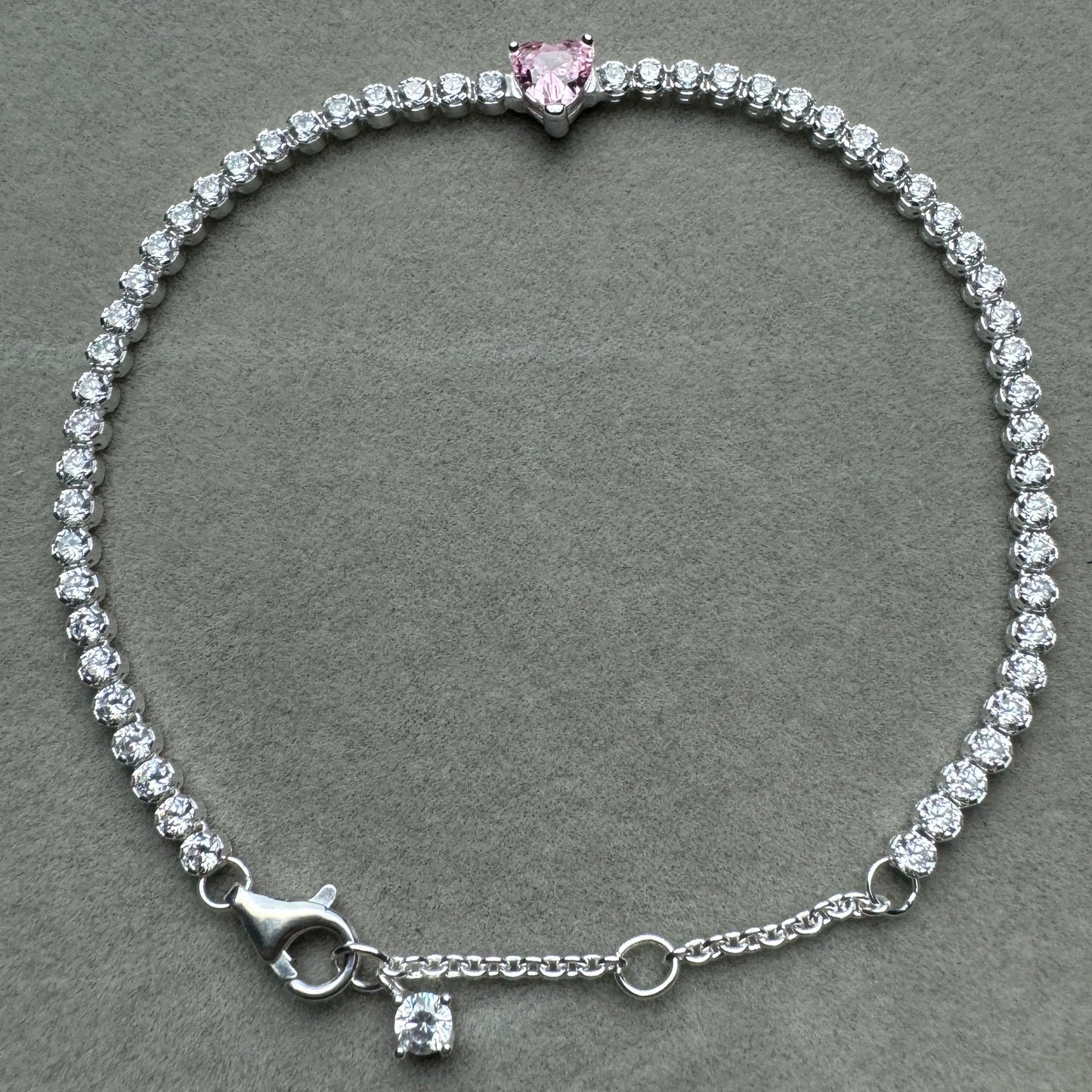 Brazalete Tenis Con Corazón Rosa Brillante