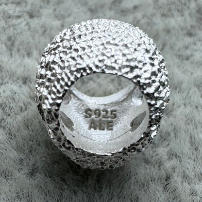 Charm Mini Calavera Texturizada
