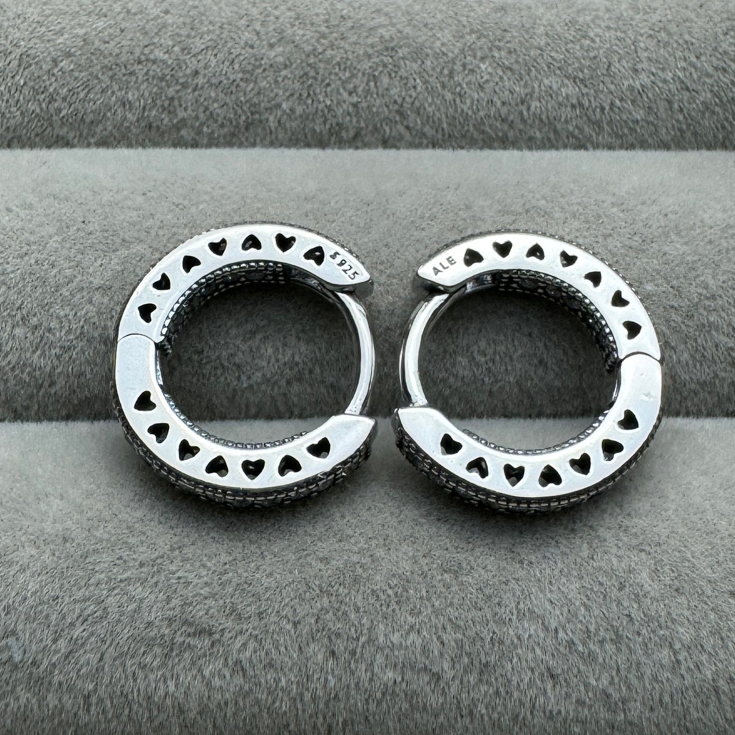 Aretes De Aro Corazones En Pavé