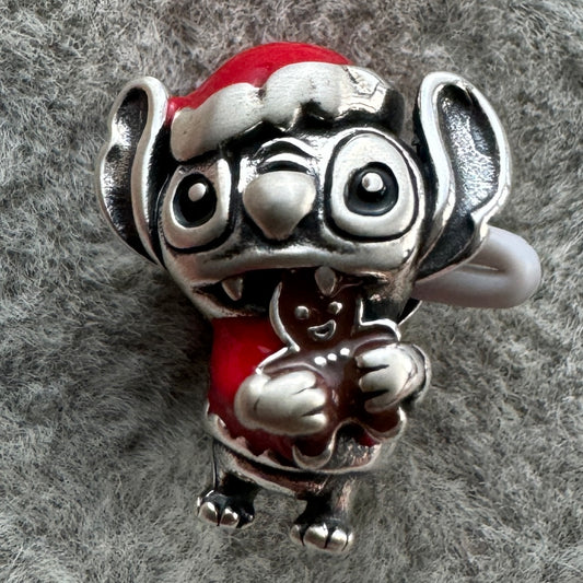 Charm Stitch Navidad Disney