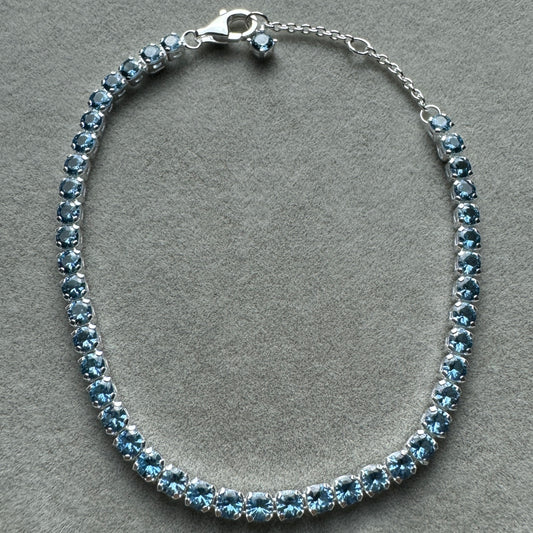 Brazalete Tenis Azul Claro Brillante
