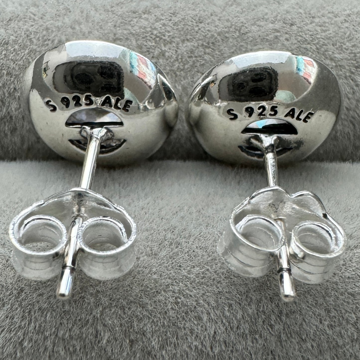 Aretes Logotipo Brillante Transparente