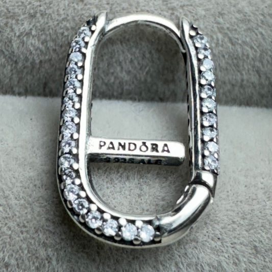 Arete Rectangular Logotipo Brillante (1 Pieza, Así Es El Modelo)