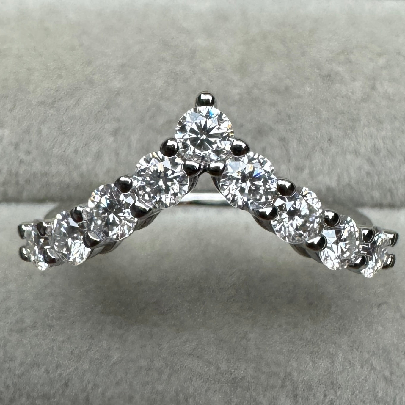 Anillo Corona Princesa Moissanita
