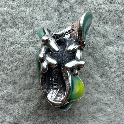 Charm Camaleón Pascal Que Cambia De Color Princesa Rapunzel Disney